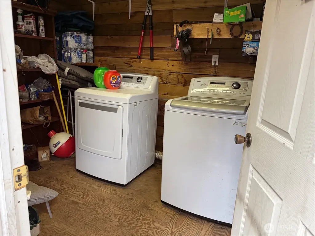 192 W Arrowhead Drive Elma WA 98541