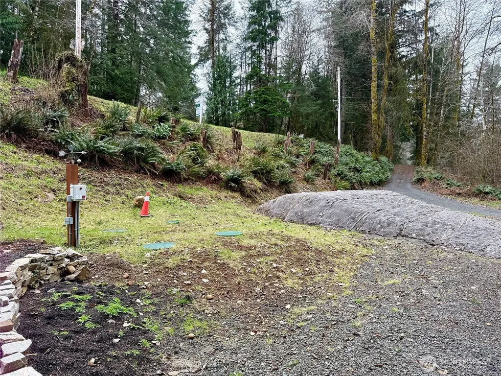 192 W Arrowhead Drive Elma WA 98541