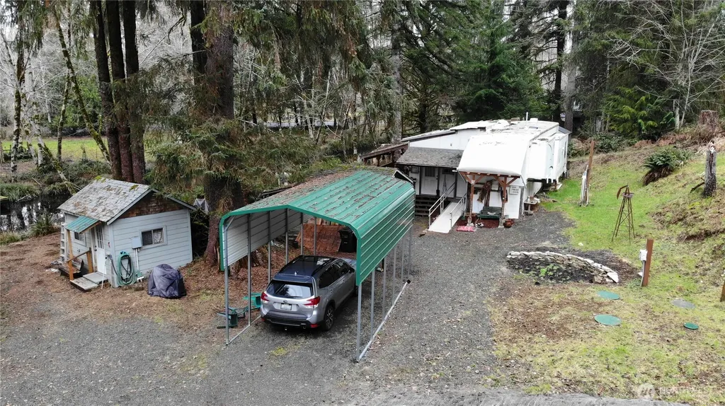 192 W Arrowhead Drive Elma WA 98541