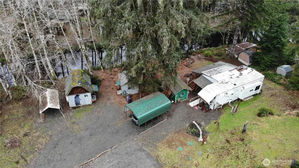 192 W Arrowhead Drive Elma WA 98541
