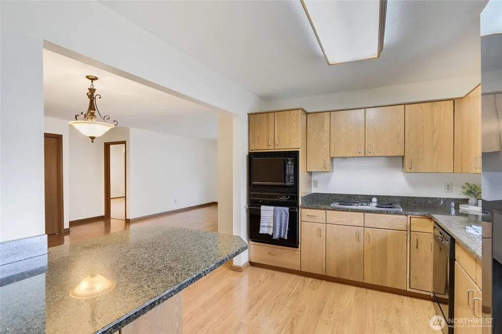 13309 NW 14th Avenue Vancouver WA 98685