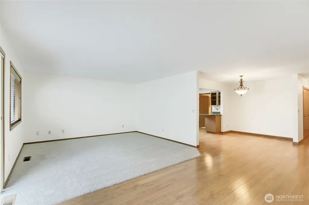 13309 NW 14th Avenue Vancouver WA 98685