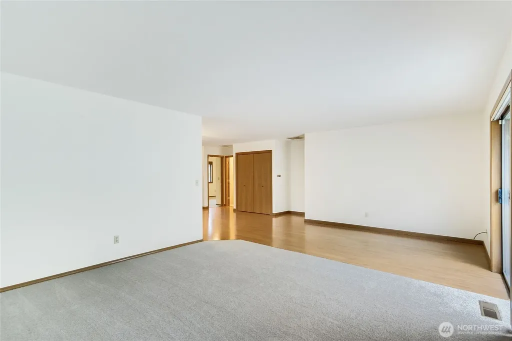 13309 NW 14th Avenue Vancouver WA 98685