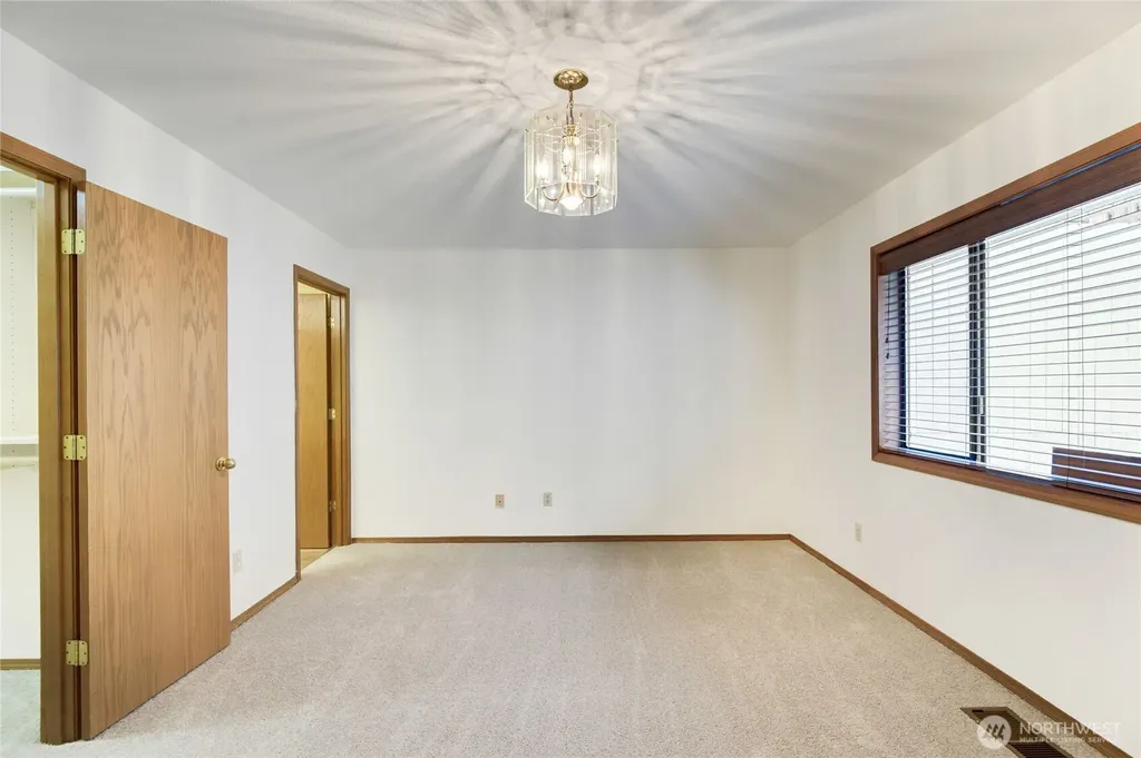 13309 NW 14th Avenue Vancouver WA 98685