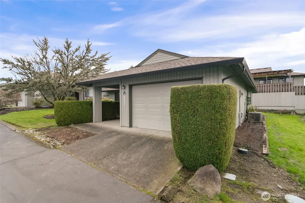 13309 NW 14th Avenue Vancouver WA 98685