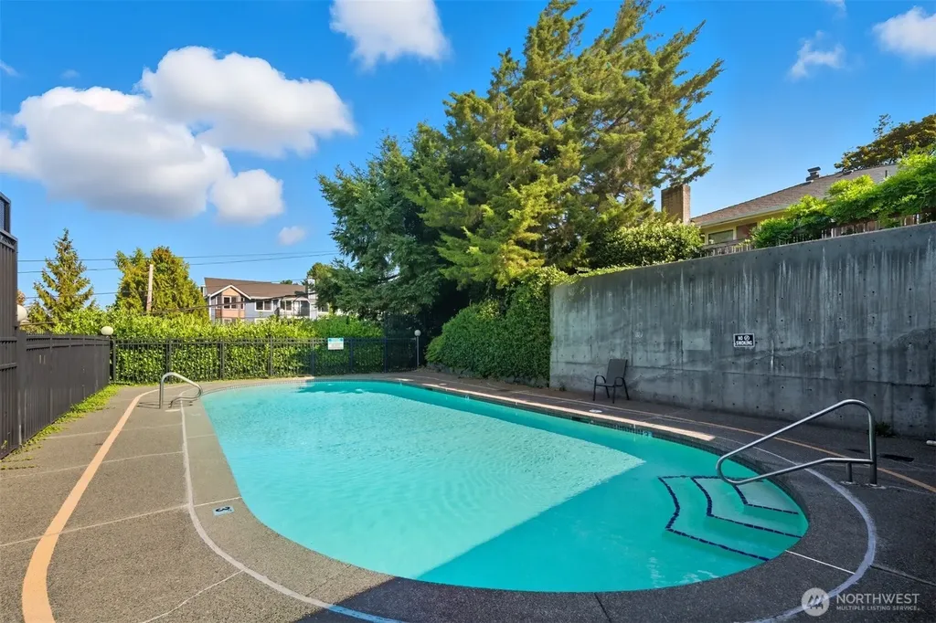 9416 1st Avenue NE Seattle WA 98115