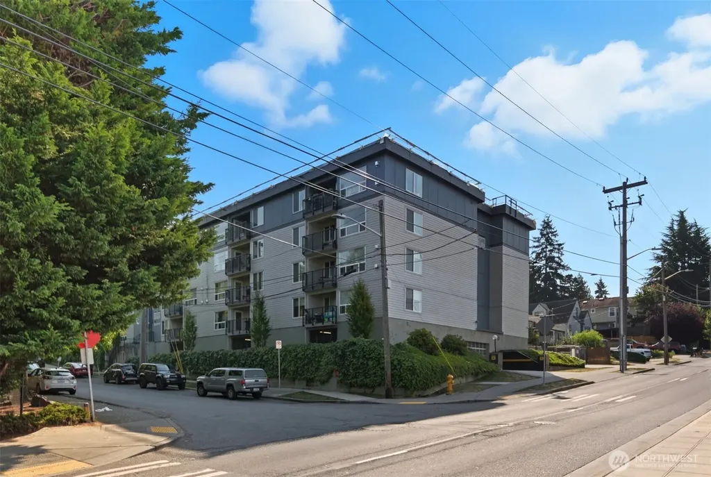 9416 1st Avenue NE Seattle WA 98115