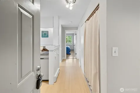 9416 1st Avenue NE Seattle WA 98115