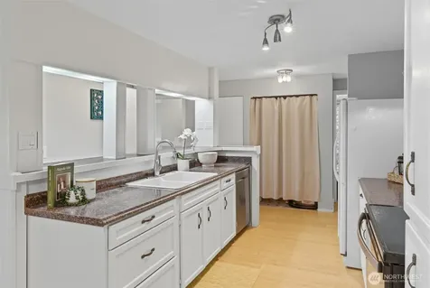 9416 1st Avenue NE Seattle WA 98115
