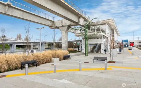 9416 1st Avenue NE Seattle WA 98115