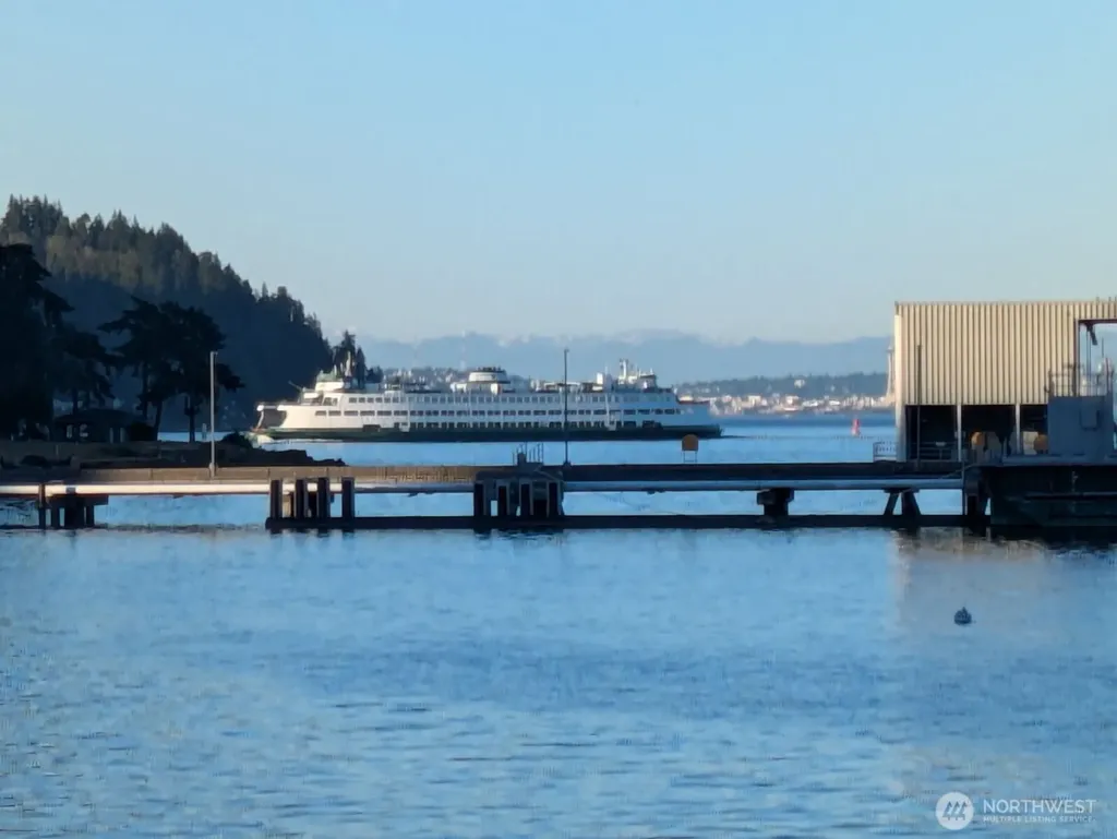 8609 E Caraway Road Port Orchard WA 98366