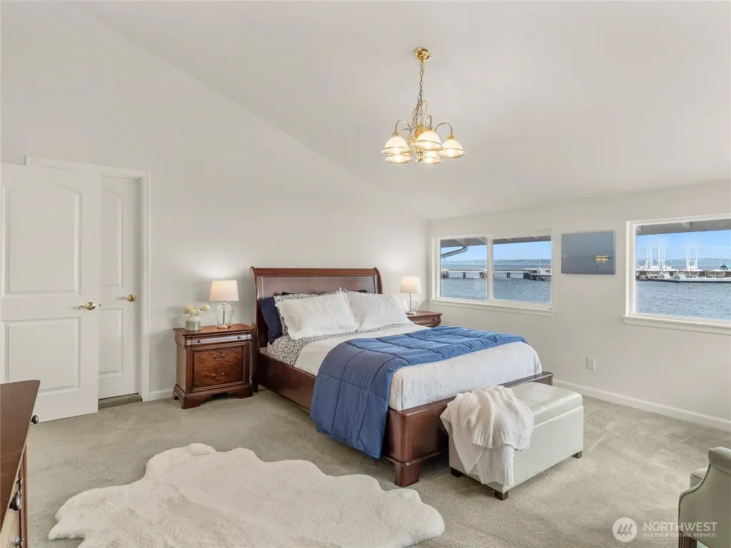 8609 E Caraway Road Port Orchard WA 98366