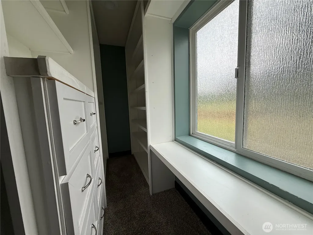 9212 SW 274th Street Vashon WA 98070