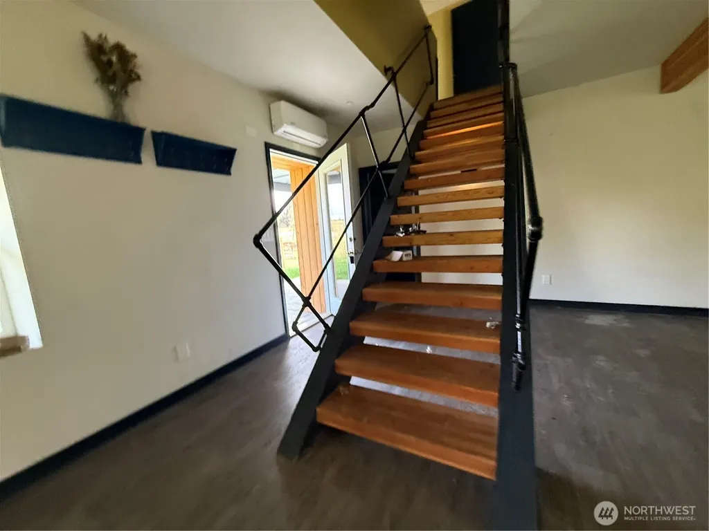 9212 SW 274th Street Vashon WA 98070