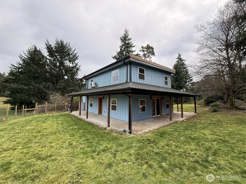 9212 SW 274th Street Vashon WA 98070