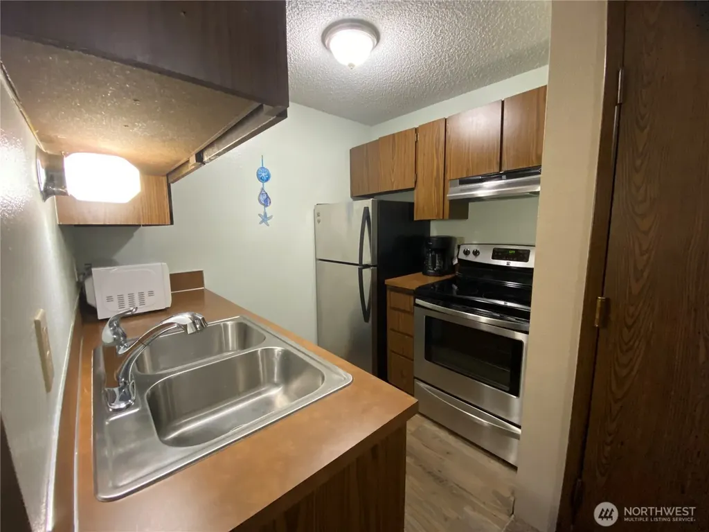 766 Ocean Court NW Ocean Shores WA 98569
