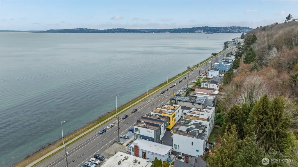 1768 Alki Avenue SW Seattle WA 98116