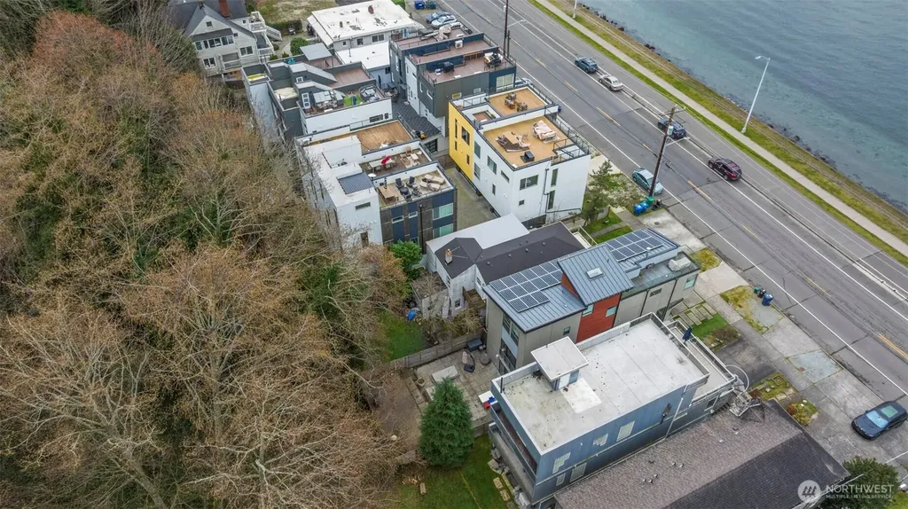 1768 Alki Avenue SW Seattle WA 98116