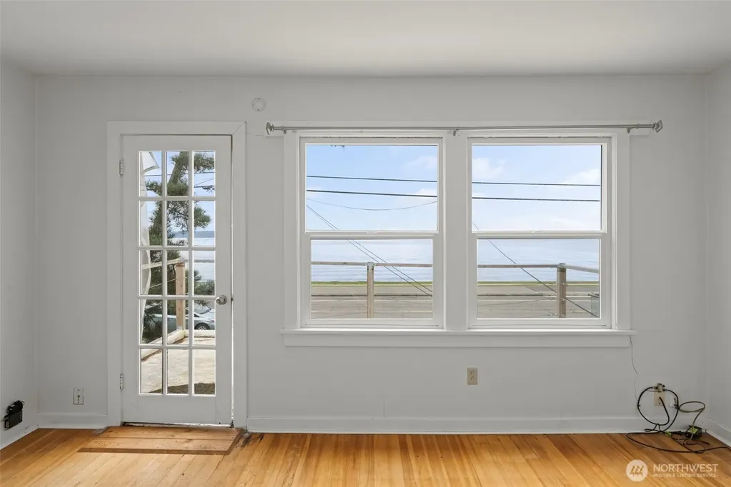 1768 Alki Avenue SW Seattle WA 98116