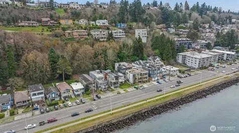1768 Alki Avenue SW Seattle WA 98116