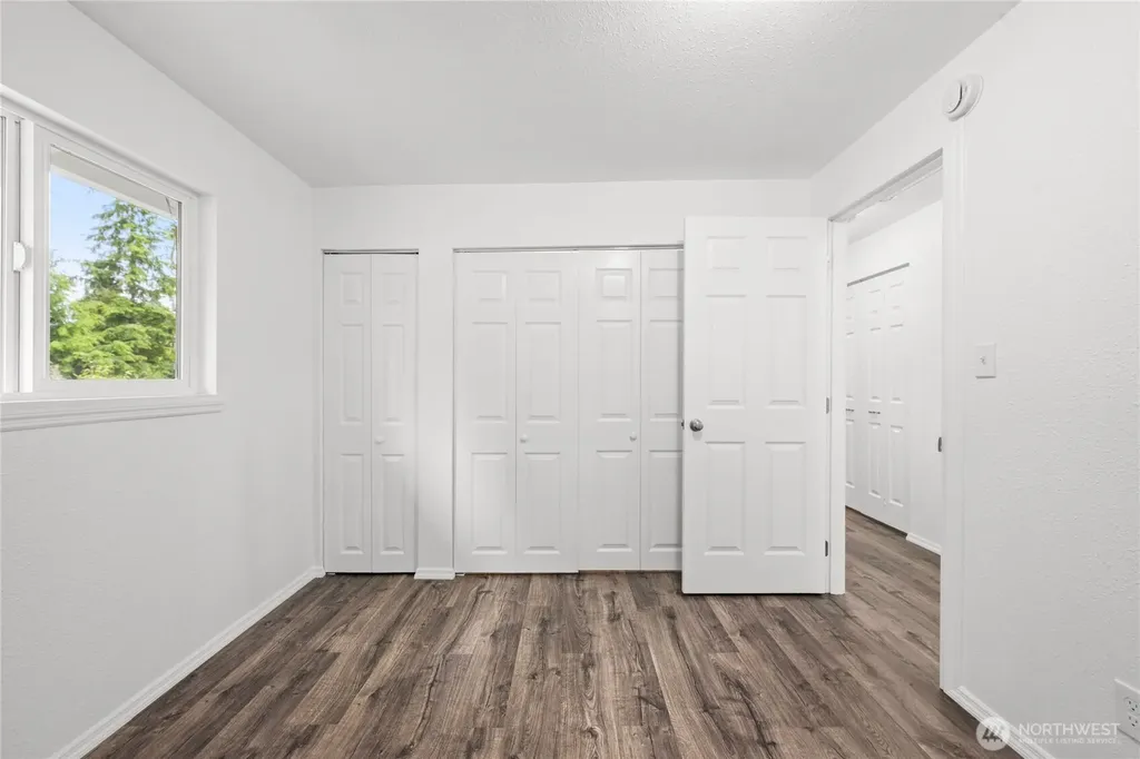 2693 State Route 101 Ilwaco WA 98624