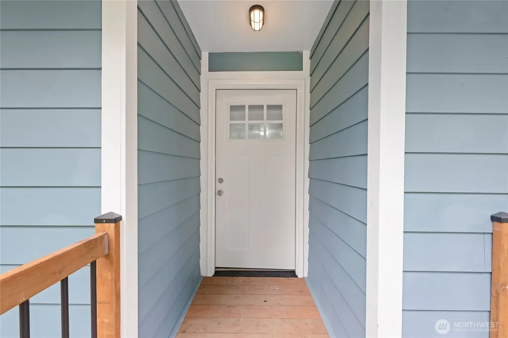 2693 State Route 101 Ilwaco WA 98624