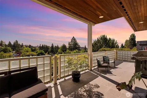 6222 37th Avenue NE Seattle WA 98115