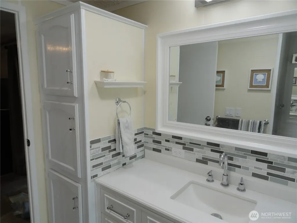 222 Maple Avenue NW Napavine WA 98565