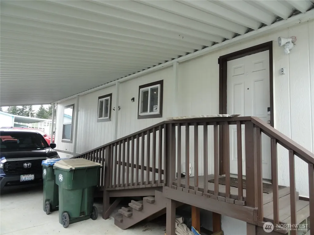 222 Maple Avenue NW Napavine WA 98565