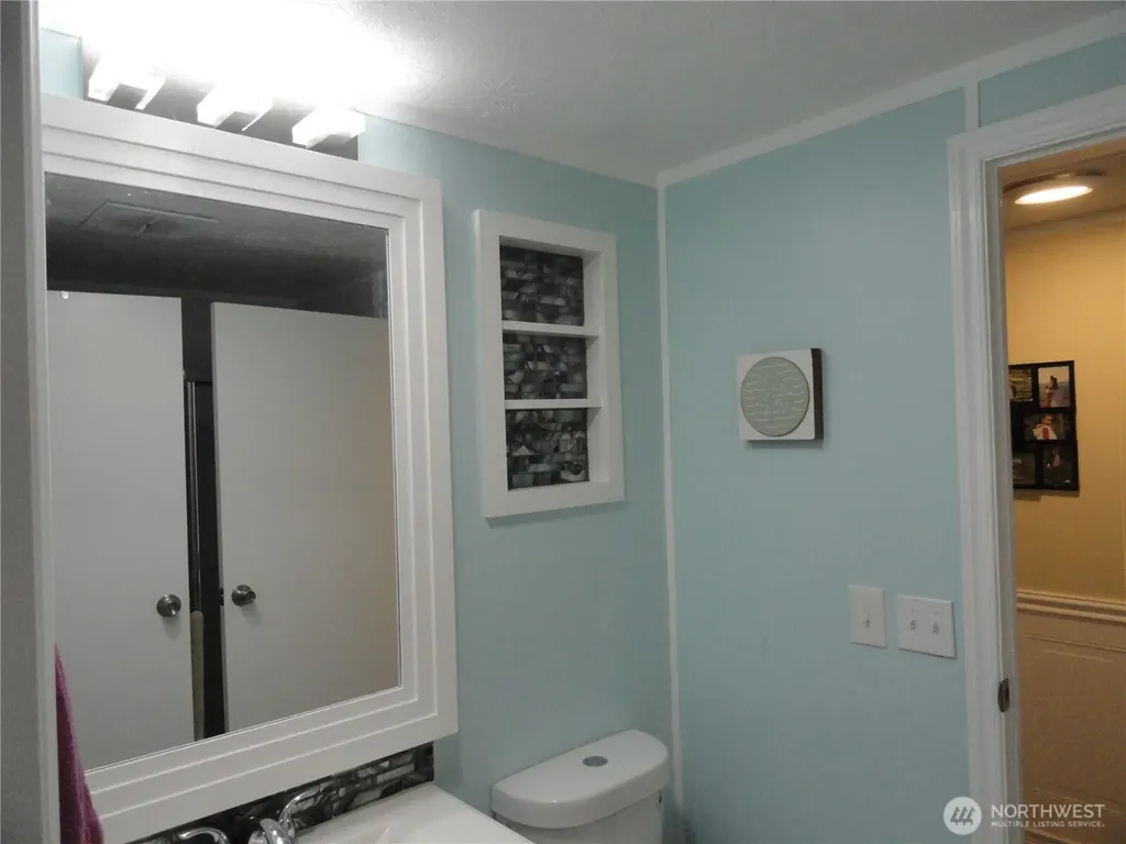 222 Maple Avenue NW Napavine WA 98565