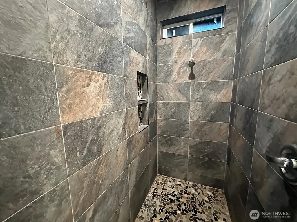 559 Upper Naselle Road Naselle WA 98638