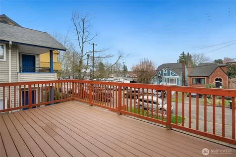 942 N 82nd Street Seattle WA 98103