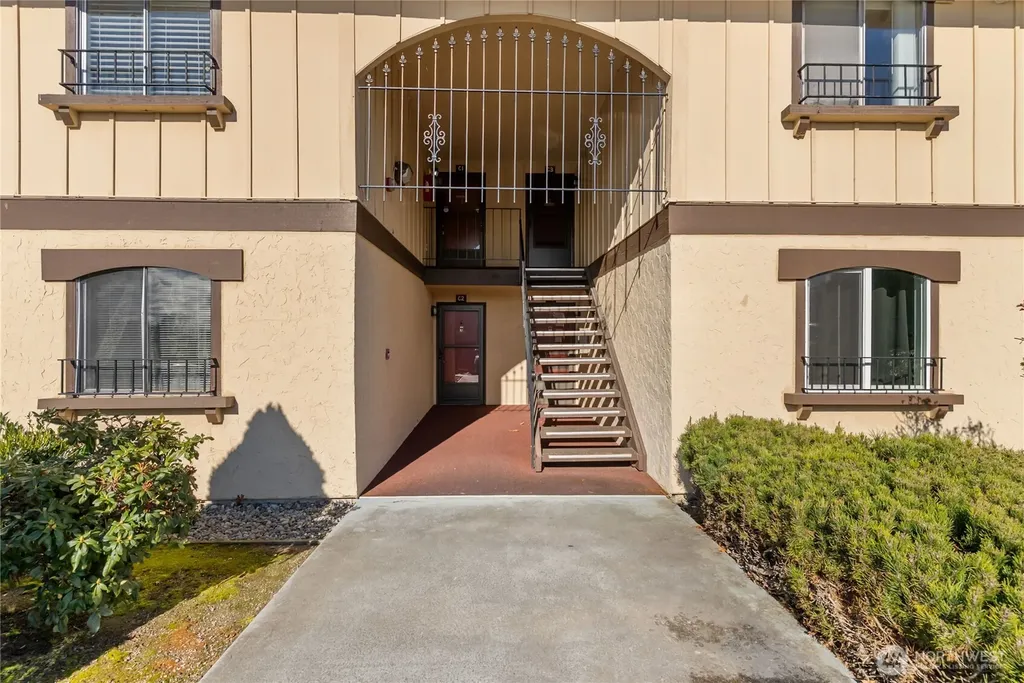 1005 S Pearl Street Tacoma WA 98465