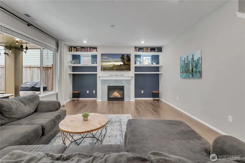 1226 Baker Heights Loop Bremerton WA 98312