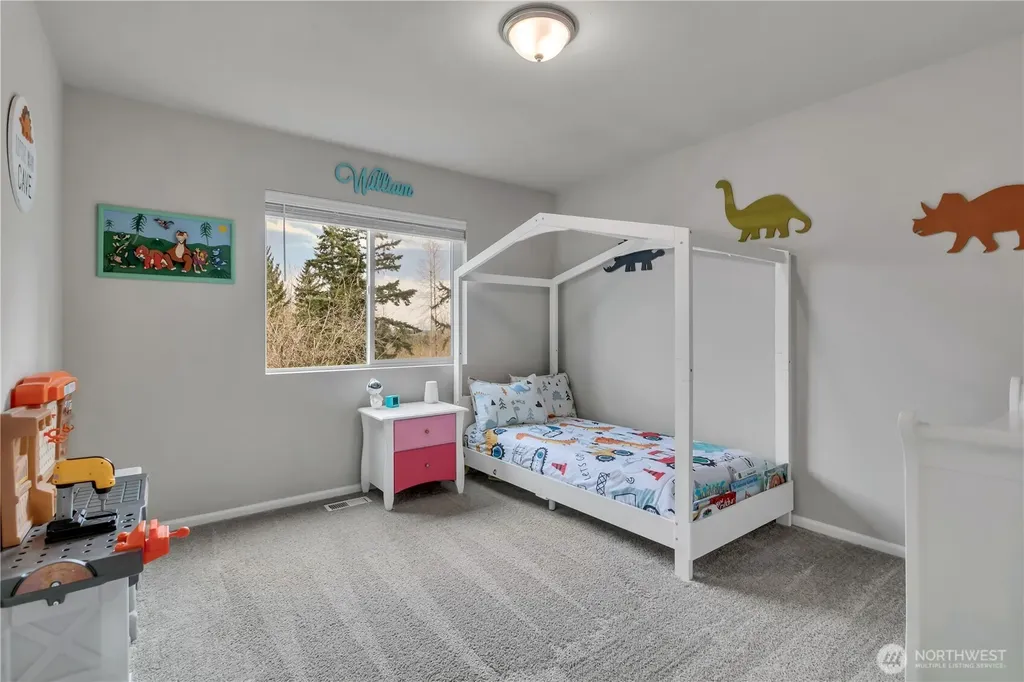 1226 Baker Heights Loop Bremerton WA 98312