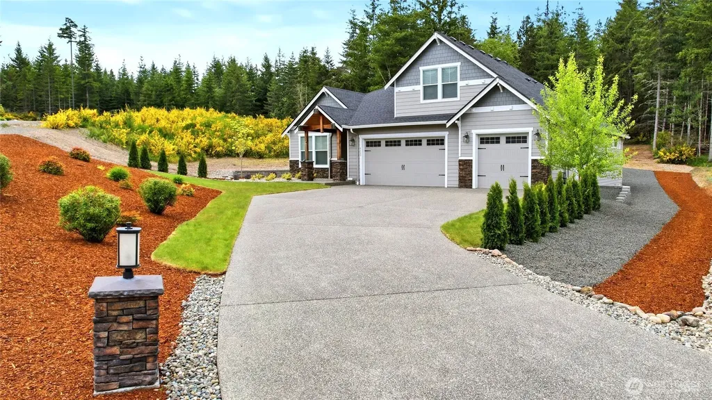 5487 Skyfall Place NW Bremerton WA 98312
