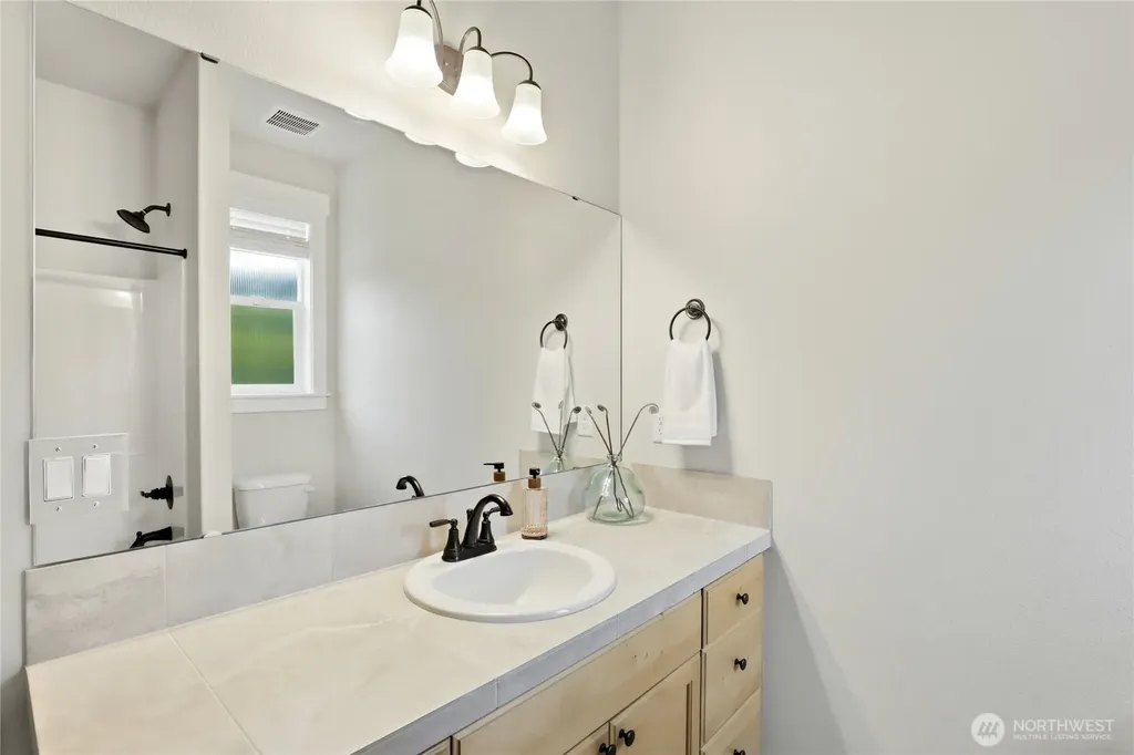 5487 Skyfall Place NW Bremerton WA 98312