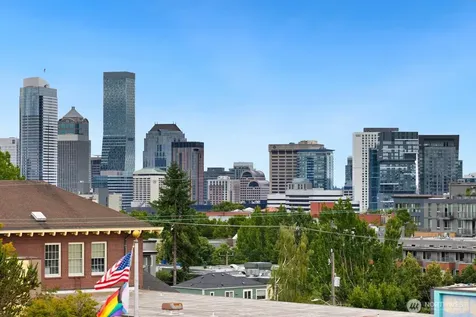 702 11th Avenue E Seattle WA 98102