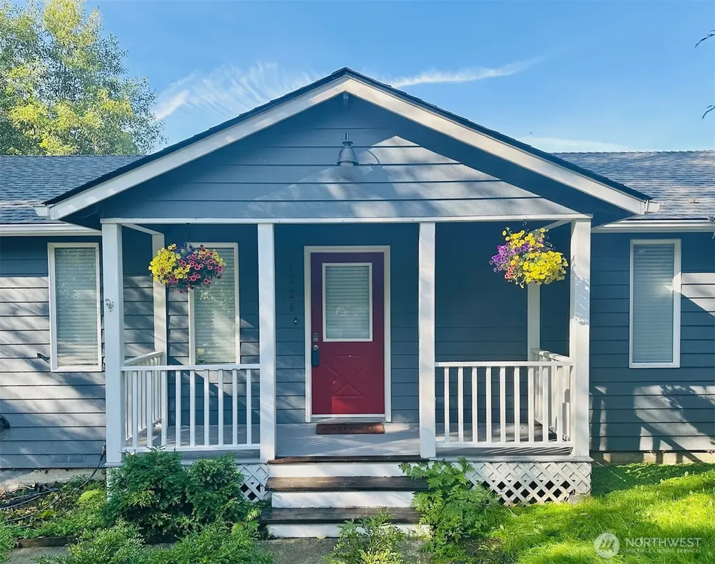 1226 Dewey Drive Coupeville WA 98239