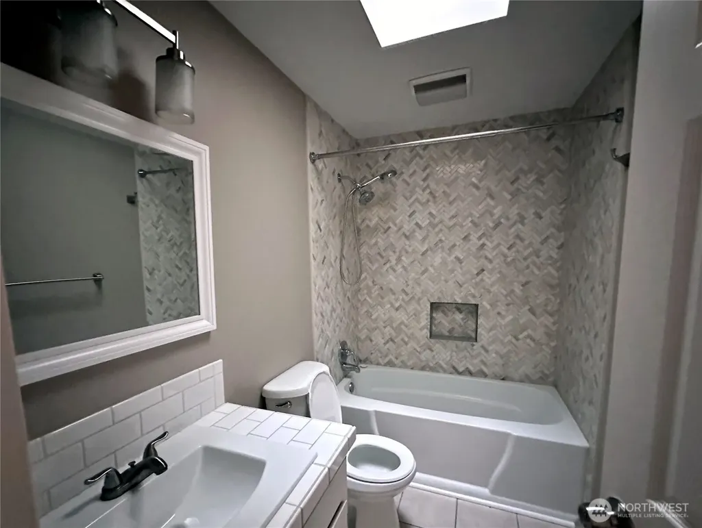1226 Dewey Drive Coupeville WA 98239