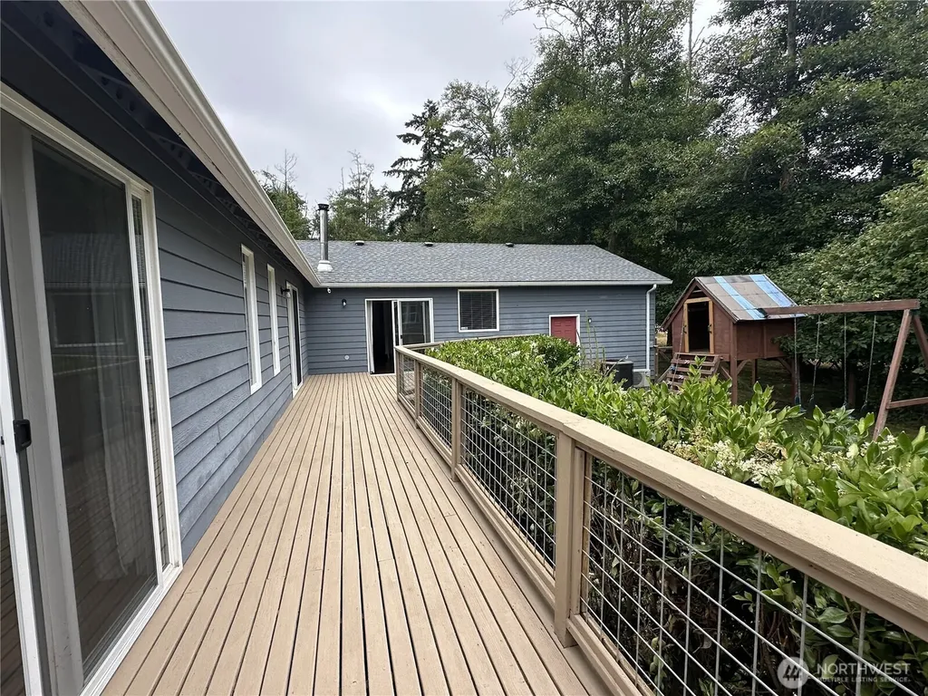 1226 Dewey Drive Coupeville WA 98239