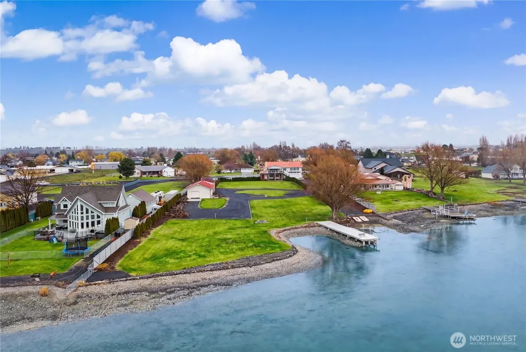 3062 Wildgoose Road NE Moses Lake WA 98837