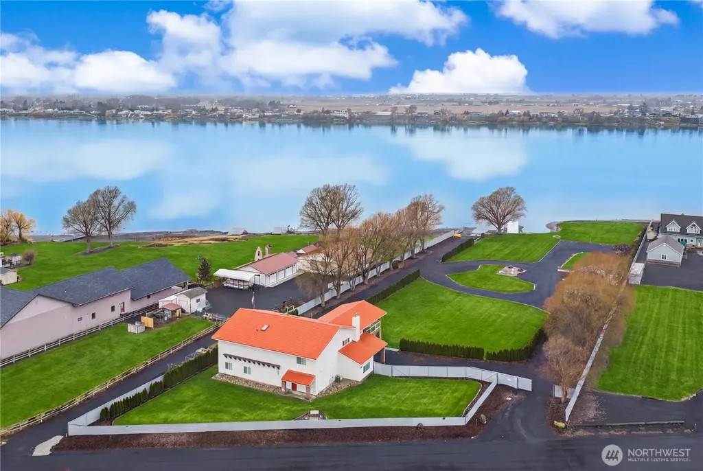 3062 Wildgoose Road NE Moses Lake WA 98837