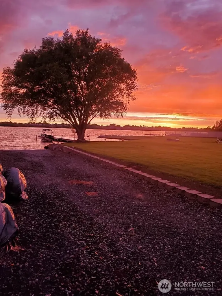 3062 Wildgoose Road NE Moses Lake WA 98837