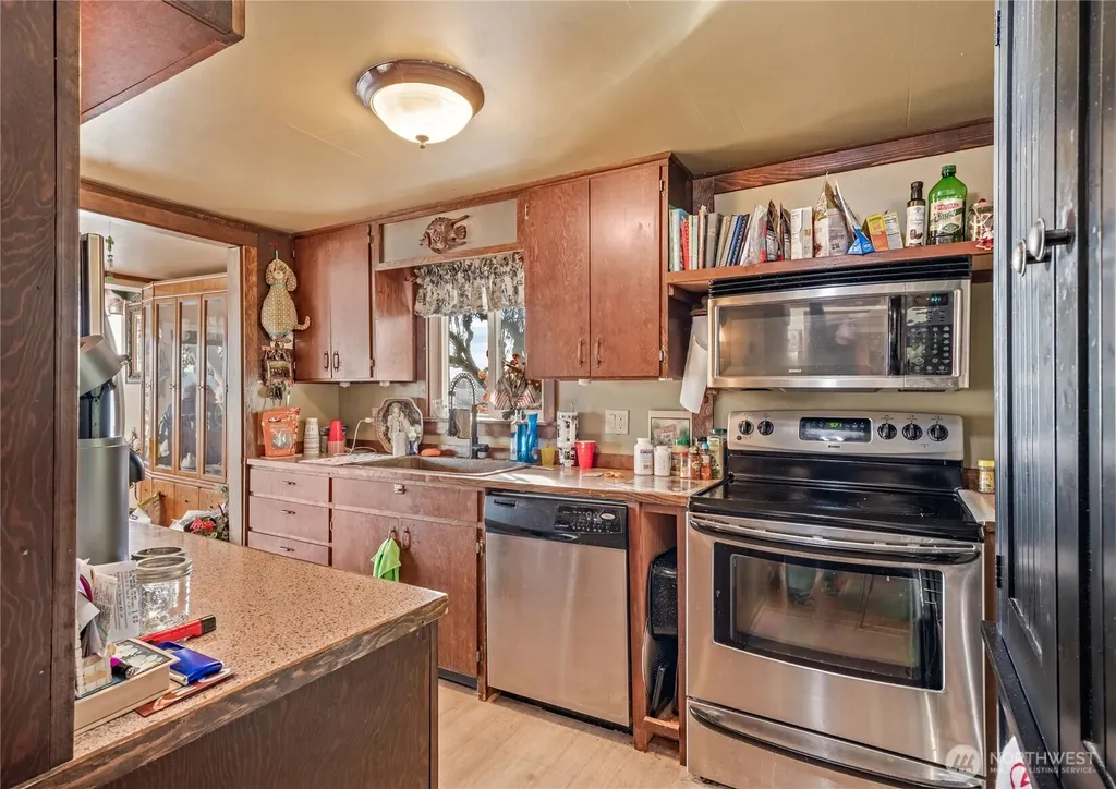 791 Seal Rock Road Brinnon WA 98320
