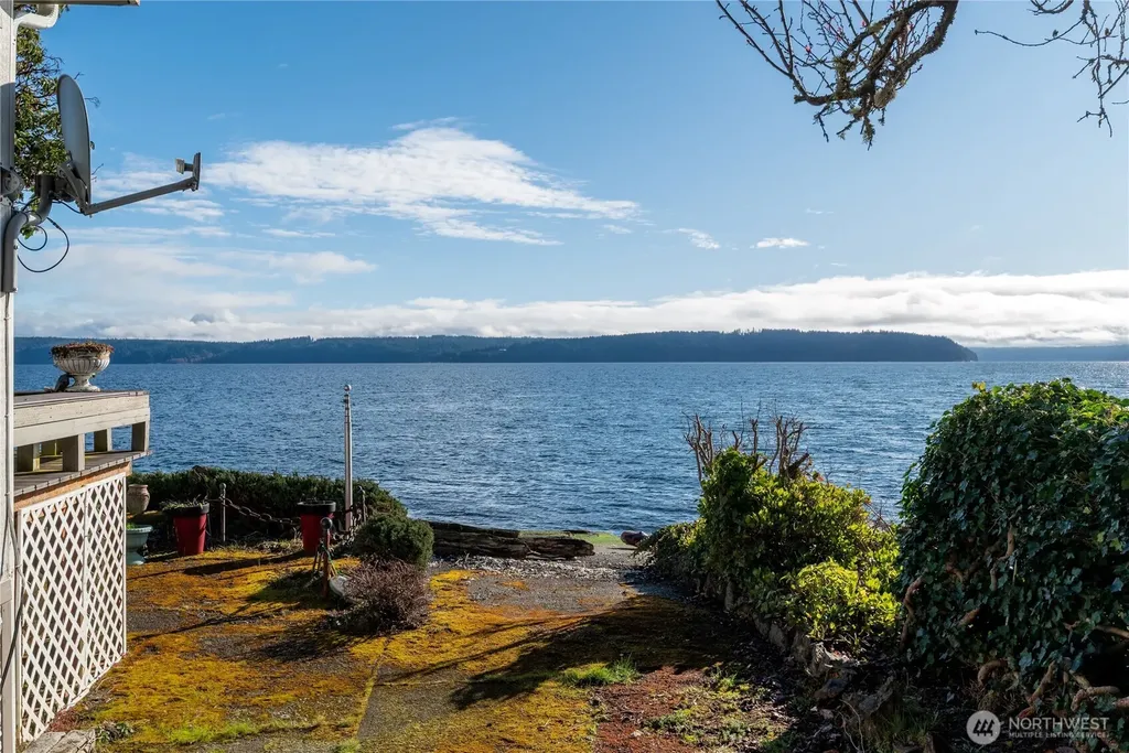 791 Seal Rock Road Brinnon WA 98320