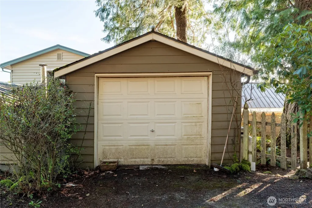 791 Seal Rock Road Brinnon WA 98320
