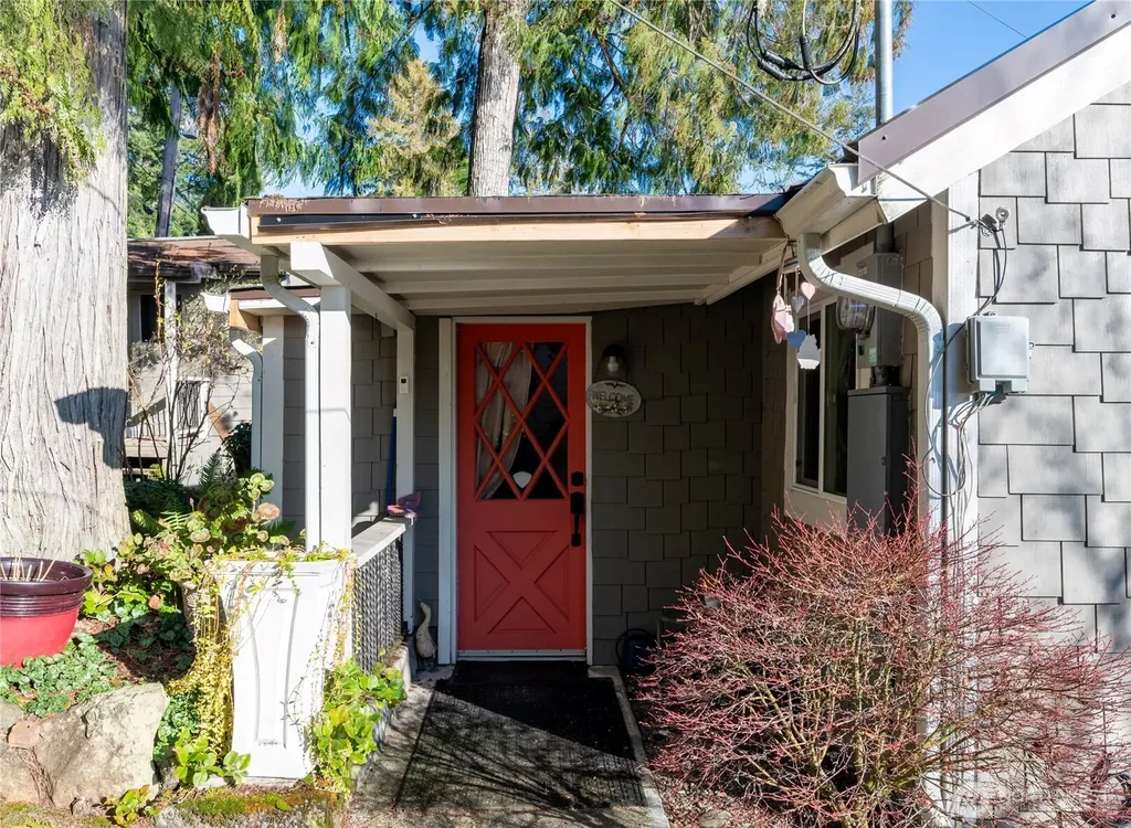 791 Seal Rock Road Brinnon WA 98320