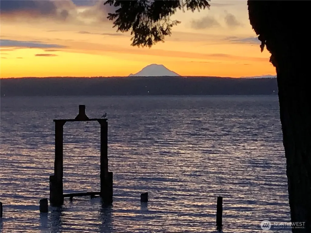 791 Seal Rock Road Brinnon WA 98320