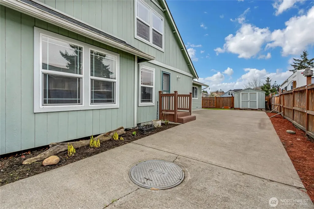 309 Solberg Street NW Yelm WA 98597